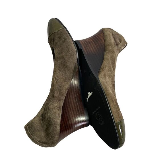 Brian James cap toe suede wedge pump shoes tan brown womens sz 38/7.5 - Picture 4 of 8